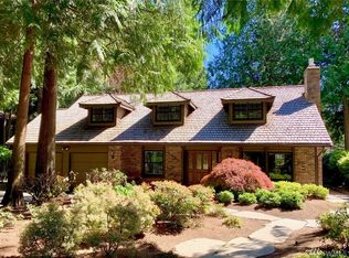 2906 Sahalee Dr E, Sammamish, WA 98074
