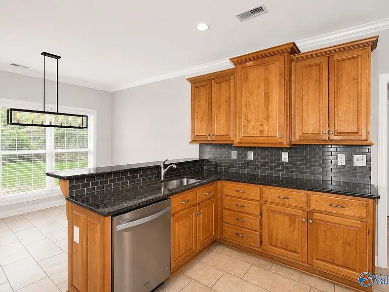 103 Tudor Pl — Photo 12