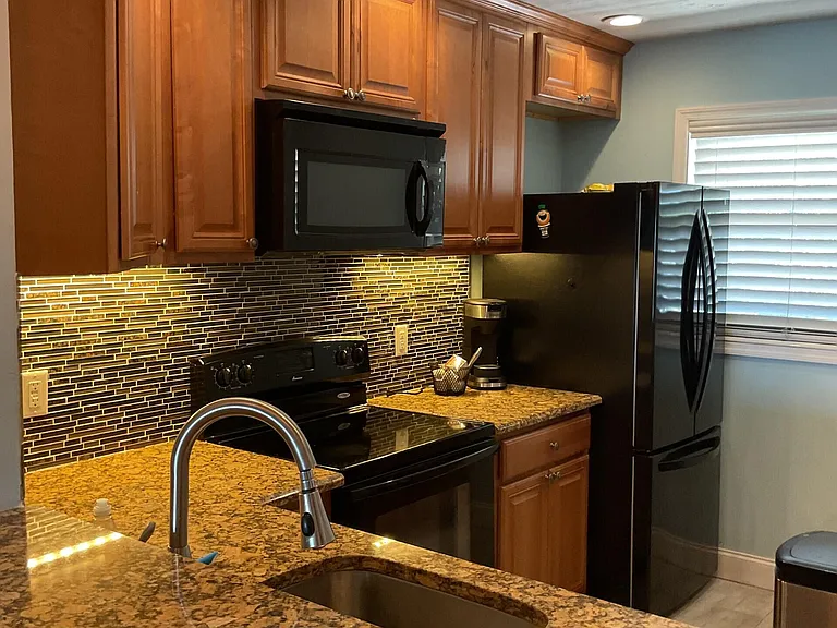 714 Northlake Ct #209 — Photo 7