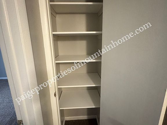 4th image of 1011 Bryant #1015