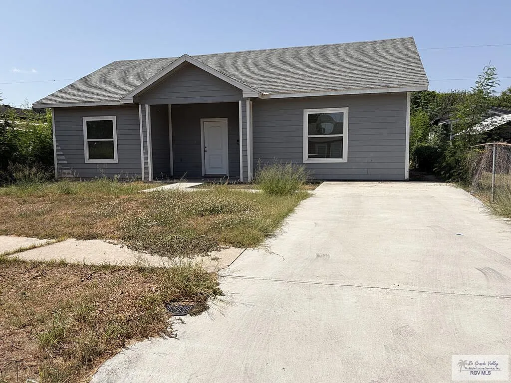 3 bed, 2.0 bath, 1252 sqft, $1,400 — Photo 1