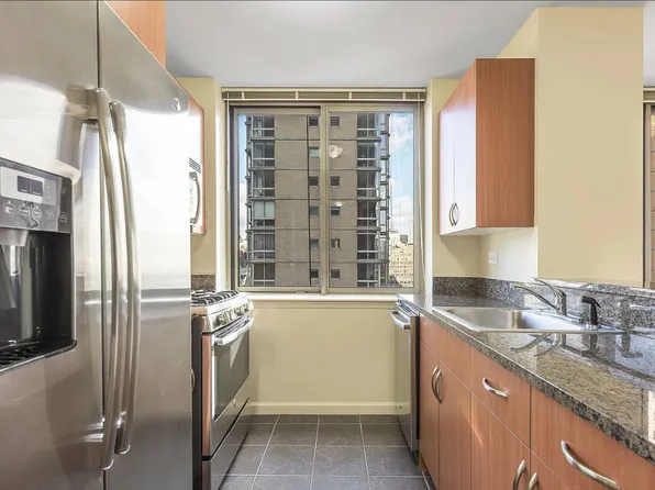 100 West 26th Street image 5 of 11