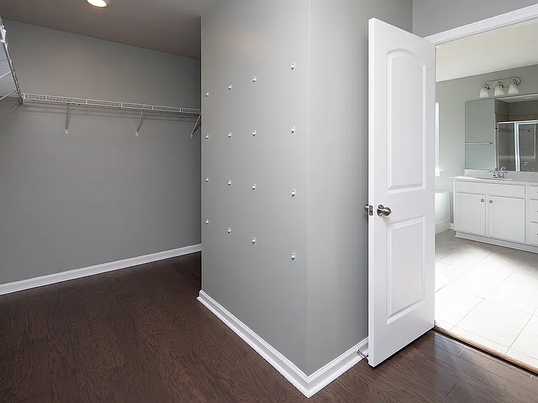 Master/primary closet