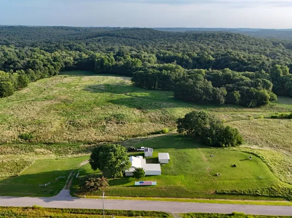 8226 E 1385th Rd, Calvin, OK 74531