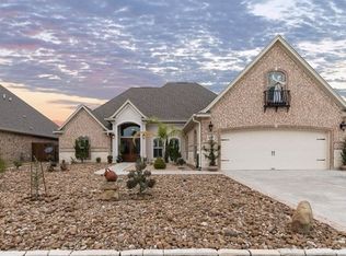 9240 Lisa Ln, Port Arthur, TX 77640