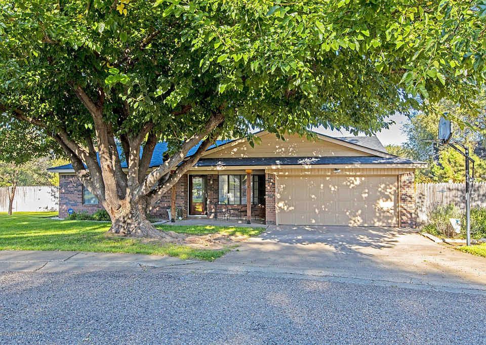 1st image of 24 Greenwood Cir