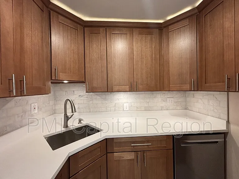 12 Mills Rd — Photo 6