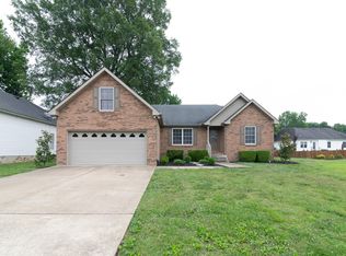116 Fieldstone Ln, Springfield, TN 37172