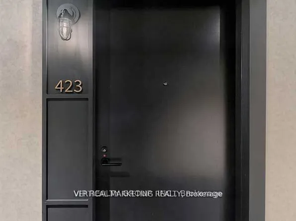 505 Richmond St W #423, Toronto, ON M5V 0P4