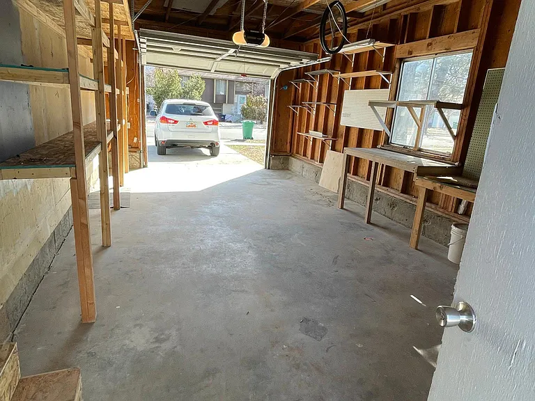 8610 S 910 E — Photo 24