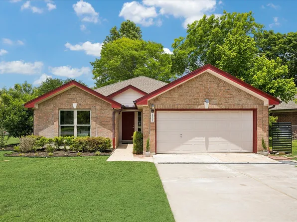 111 Finch Ln, Georgetown, TX 78626