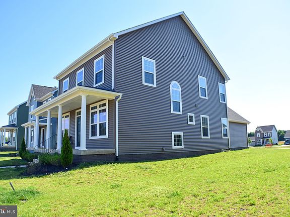 3rd image of 7618 Hancock St