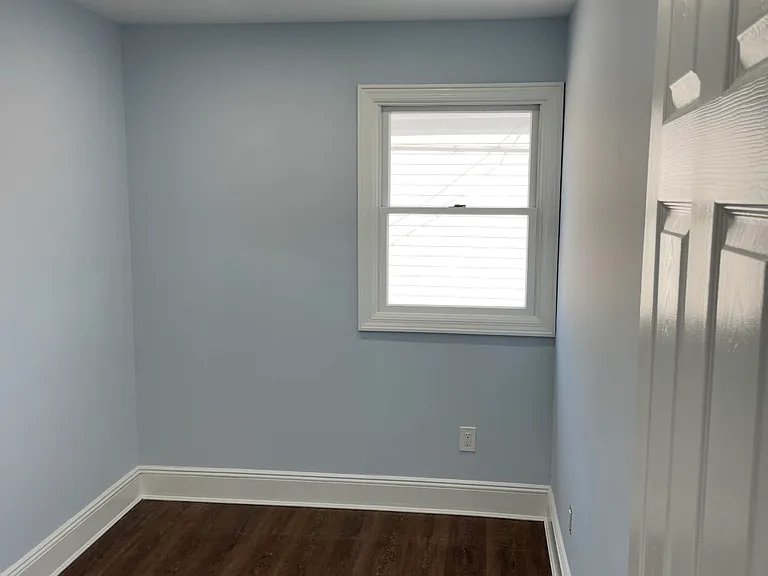 146 N Central Ave #2 — Photo 6