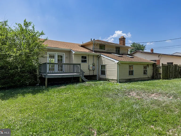 6013 Madeline Dr — Photo 34