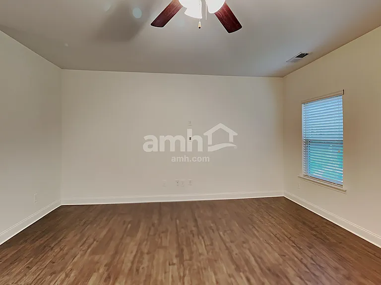 258 Makenna Dr — Photo 8