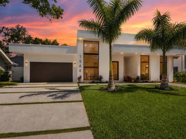 1544 3rd Ave W, Bradenton, FL 34205