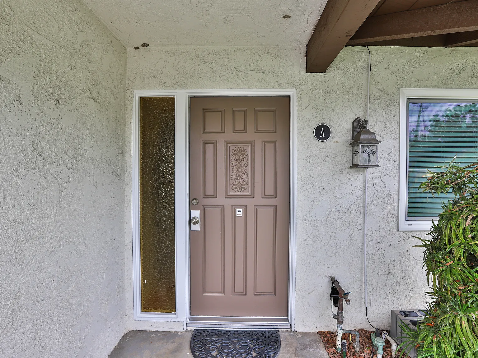 3 bed, 1400 sqft, $4,095 — Photo 4