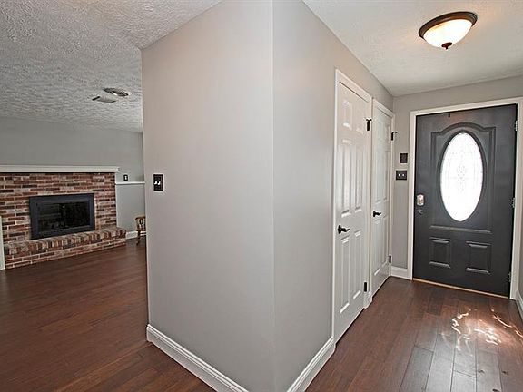 4th image of 663 Huntington Dr