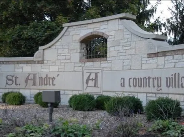 397 Cantigny Ct, Valparaiso, IN 46383