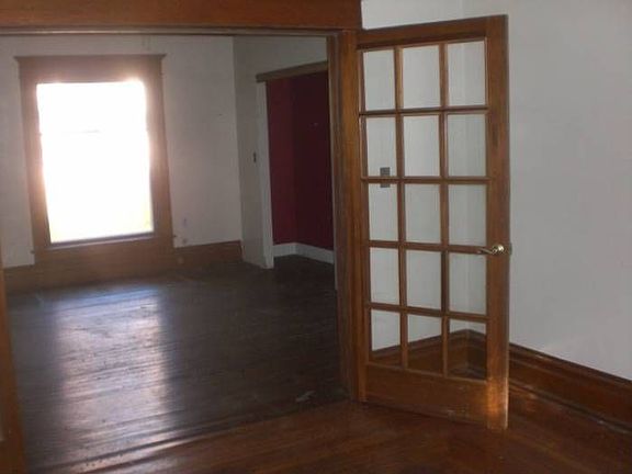 Entry into Living Room