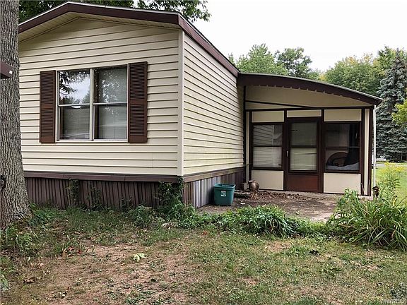 4th image of 485 Oak Orchard Est
