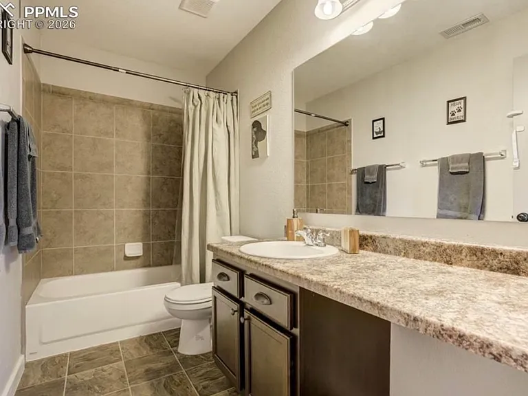 3812 Chia Dr — Photo 42