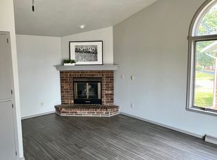 803 W Ridgeview Dr, Appleton, WI 54914