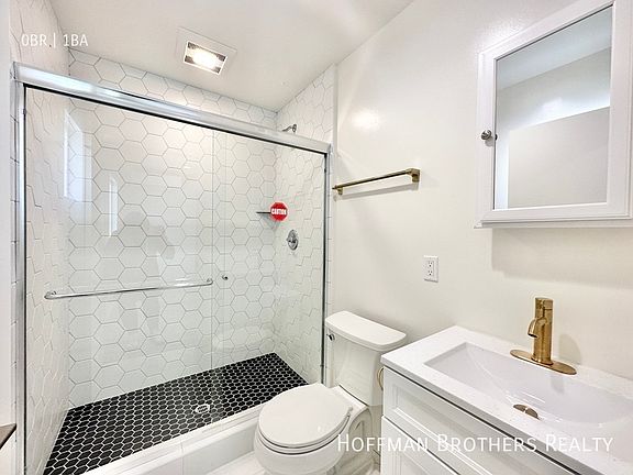 5th image of 3740 Westwood Blvd #A