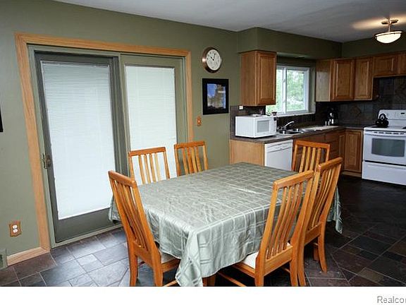 4th image of 1778 Nottingham Dr