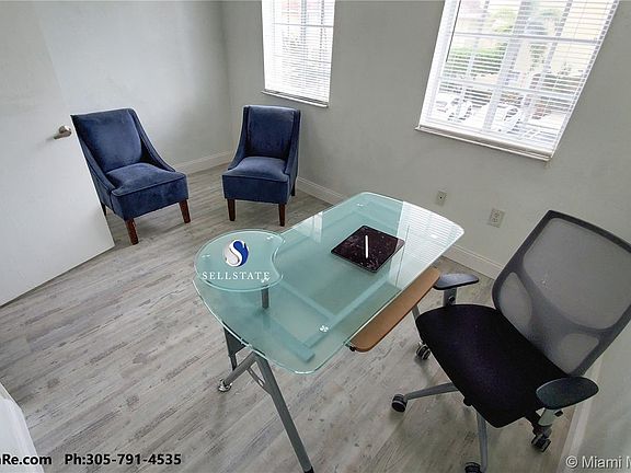 3rd image of 2028 NE 167th St APT 3-152