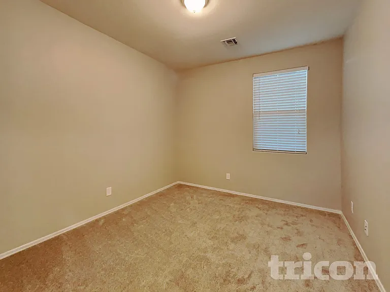 14989 W Wilshire Dr — Photo 11