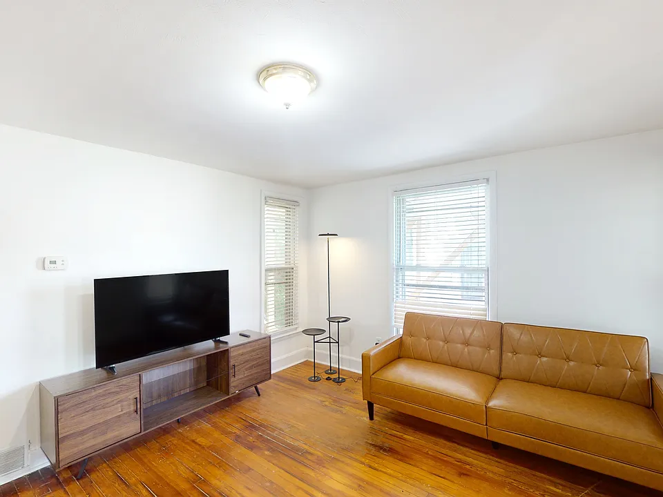 6 Asbury Ct #2