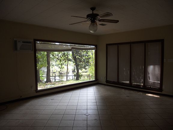 4th image of 289 Magnolia Ave