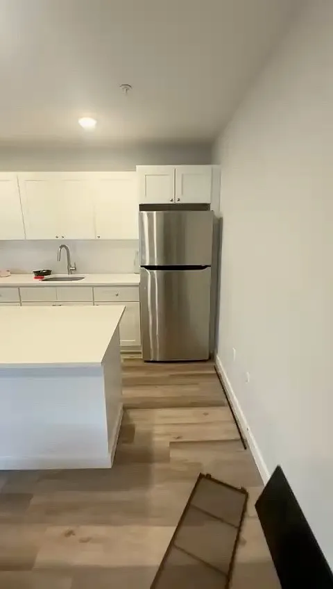 Building Photo - 41 Auburn St #3