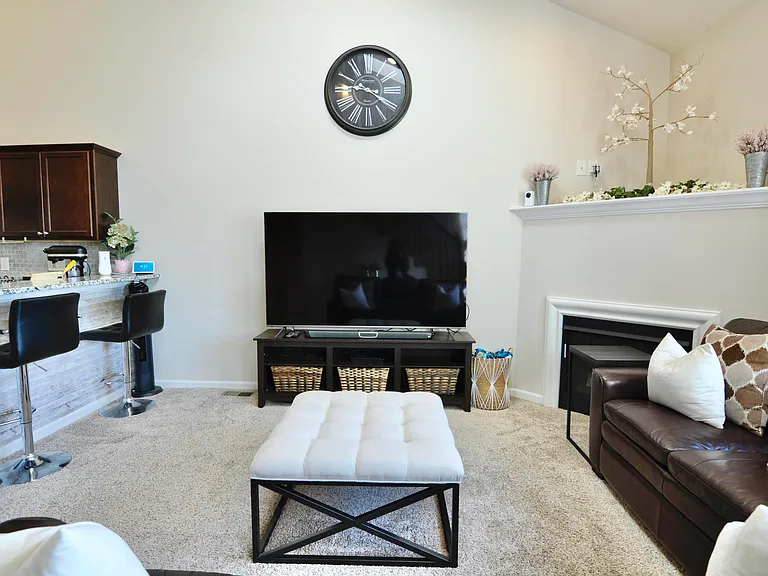 4481 Bridgeview Ln — Photo 22