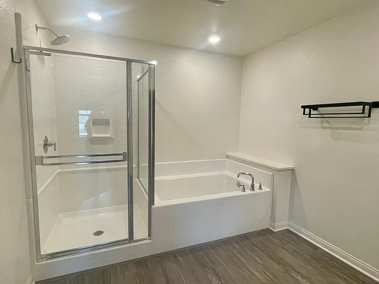 1382 Mesquite Dr — Photo 17