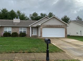 1469 Owl Creek Ln, Swansea, IL 62226