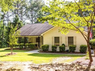 810 Northlake Cir, Oxford, GA 30054