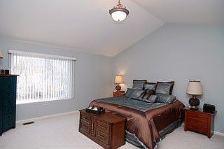 3rd image of 1251 Berkshire Ln