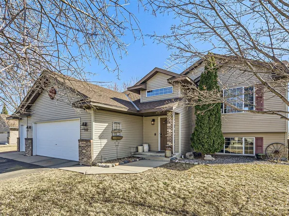 102 Roberts Ct, Buffalo, MN 55313