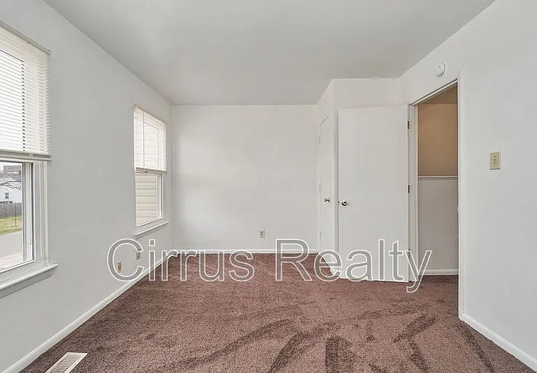 2756 Peach St — Photo 19