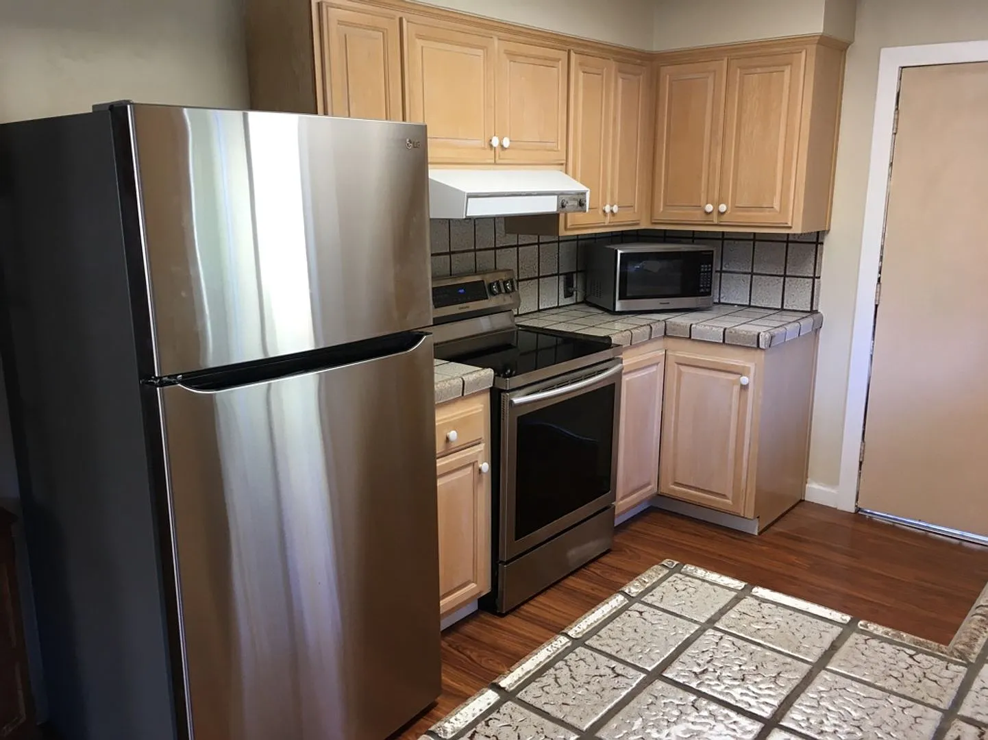 Spacious Clearlake Home — Photo 4