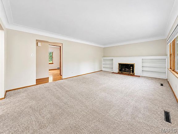 3rd image of 49 Shady Ln