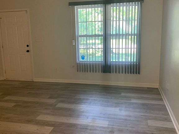 3rd image of 4101 Rutgers Ave