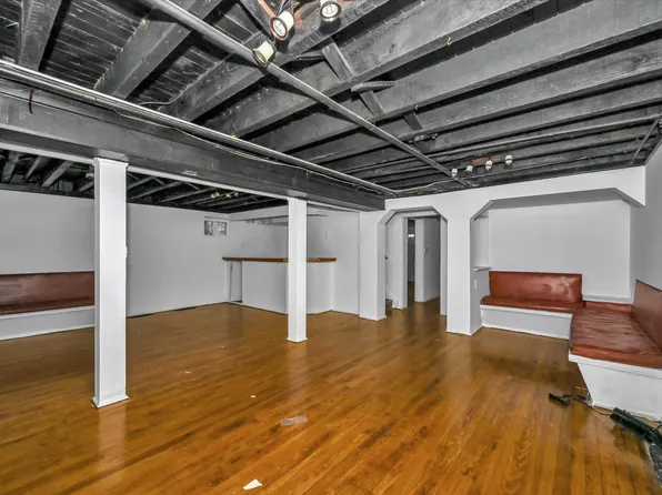 180-14 69th Avenue image 14 of 22