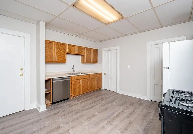 56 Thompson St #1 — Photo 5