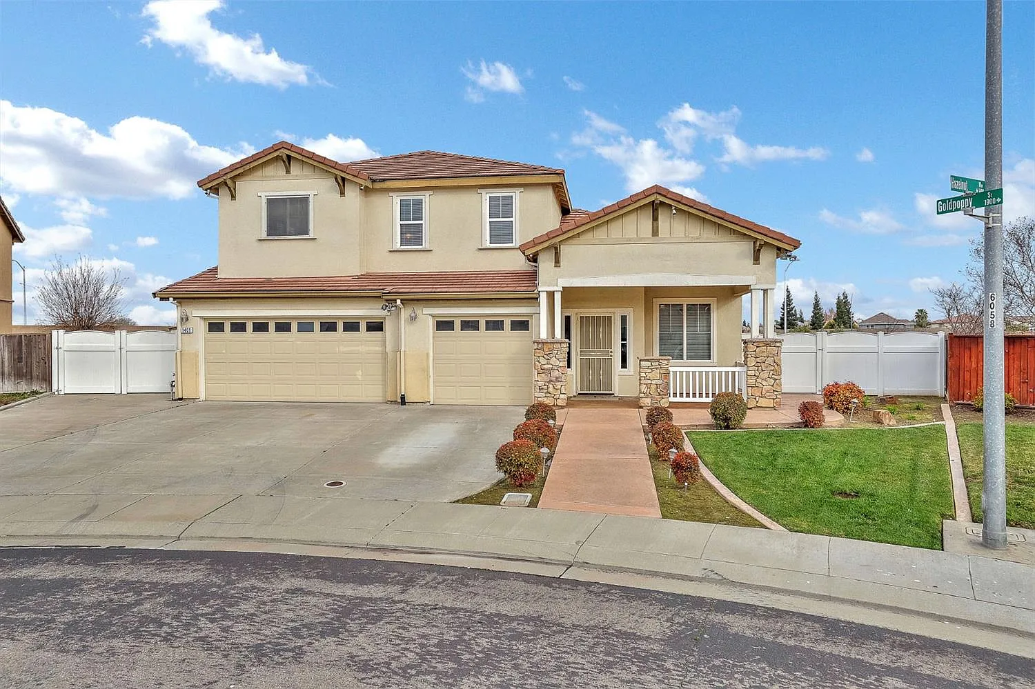 1401 Hazelnut Way photo 1