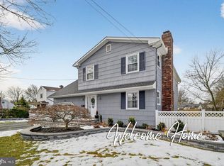 552 N Main St, Hightstown, NJ 08520