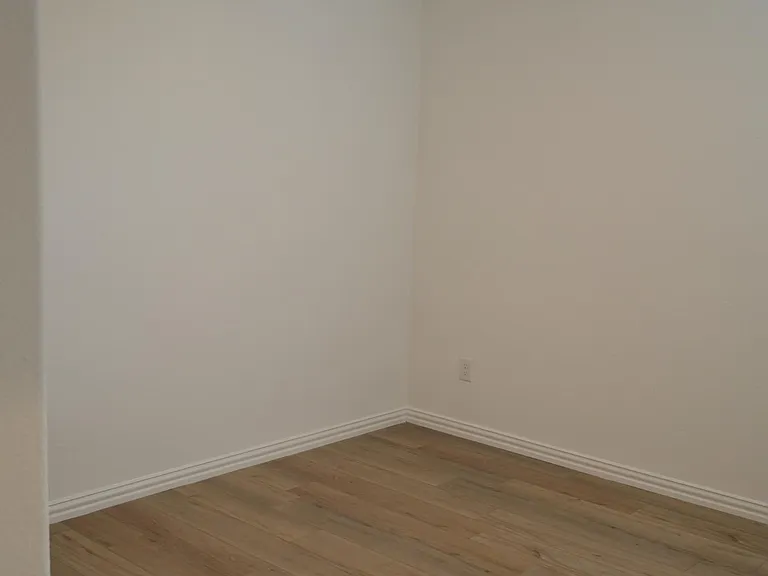 7924 Lindheimer Ln — Photo 17