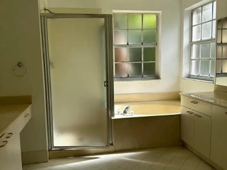 9754 Scribner Ln — Photo 11